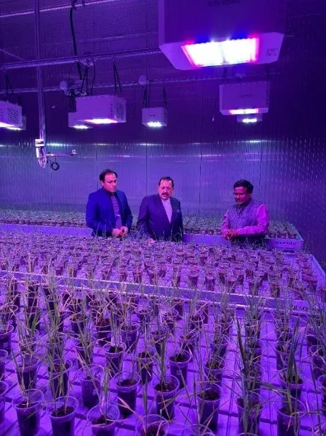 Union Minister Inaugurates ‘DBT SPEEDY SEEDS’ Facility at NABI, Mohali Commissioned by Saveer photo 2
